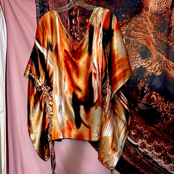 Caren Sport Tops - Caren Sports Women’s Elegant Black and Brown Blouse with Sophisticated Style